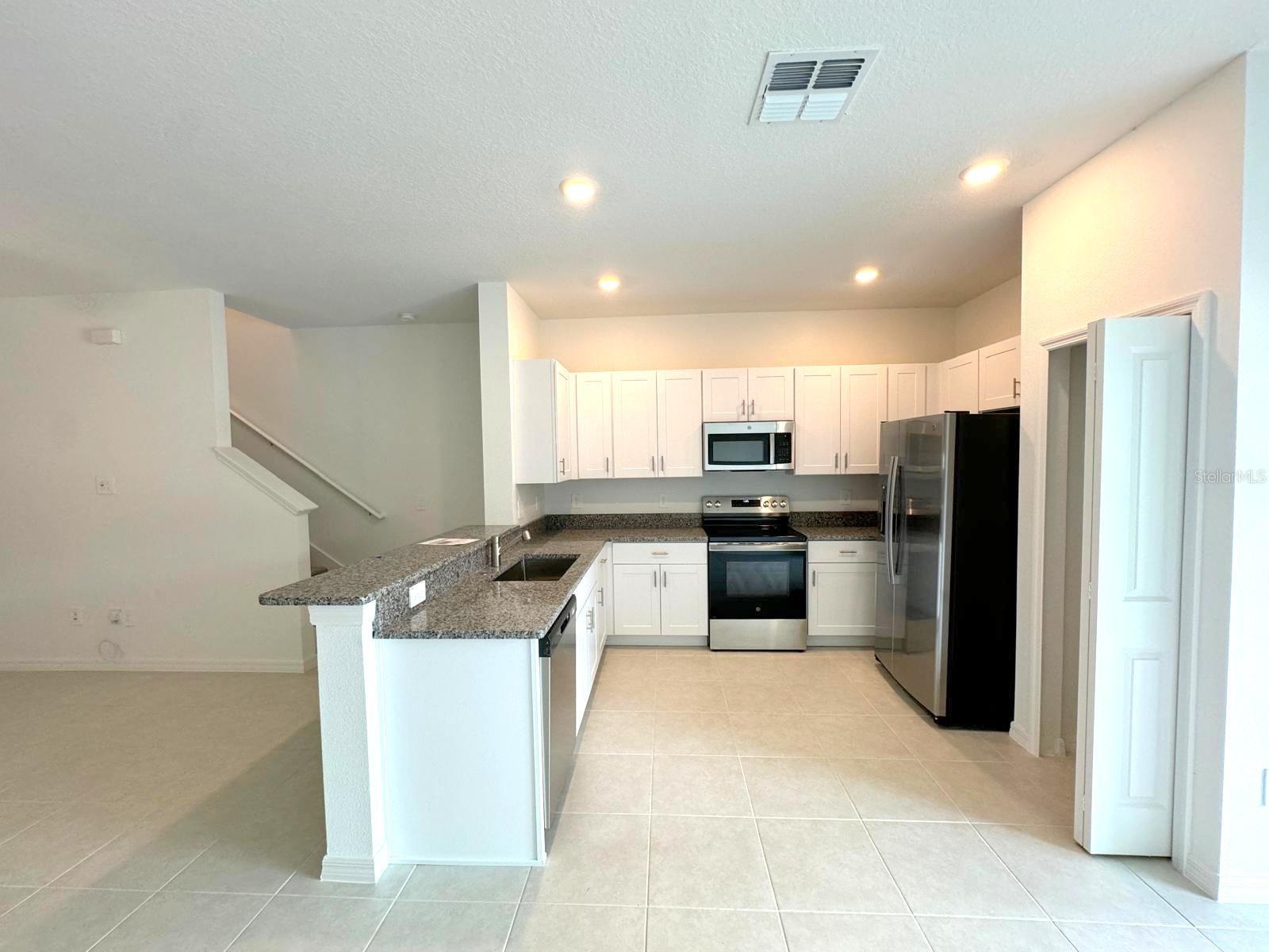 10122 HONEY HAMMOCK WAY, SAN ANTONIO, FL, 33576