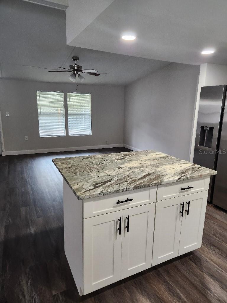 34325 COUNTRY BREEZE AVE, WESLEY CHAPEL, FL, 33543