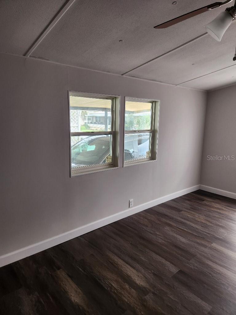 34325 COUNTRY BREEZE AVE, WESLEY CHAPEL, FL, 33543