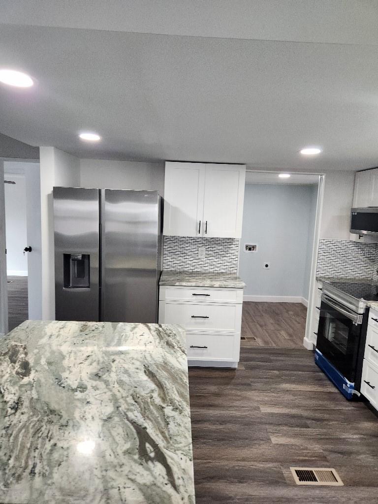 34325 COUNTRY BREEZE AVE, WESLEY CHAPEL, FL, 33543