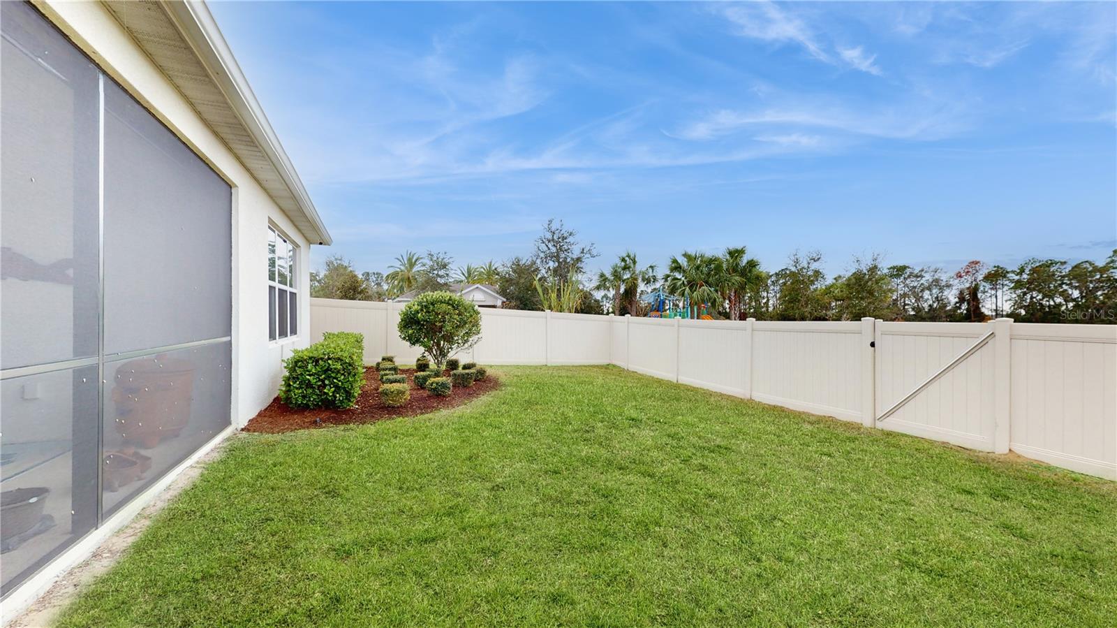 1092 LAKESIDE ESTATES DR, APOPKA, FL, 32703