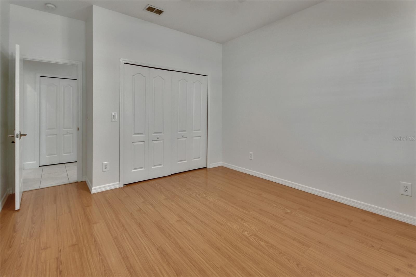 955 N RIDGEWOOD AVE, DELAND, FL, 32720