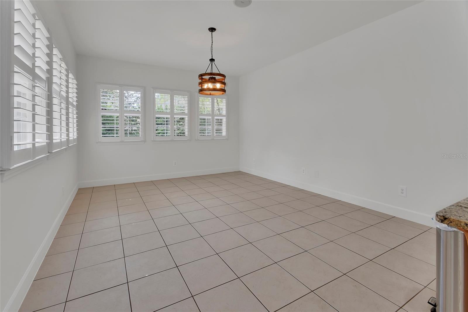 955 N RIDGEWOOD AVE, DELAND, FL, 32720