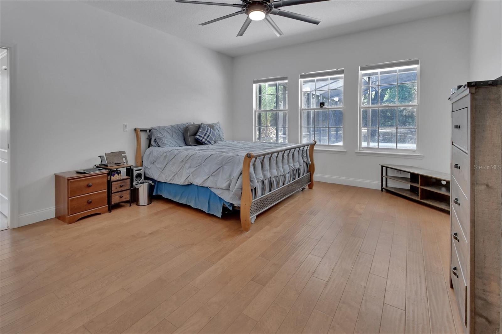 955 N RIDGEWOOD AVE, DELAND, FL, 32720