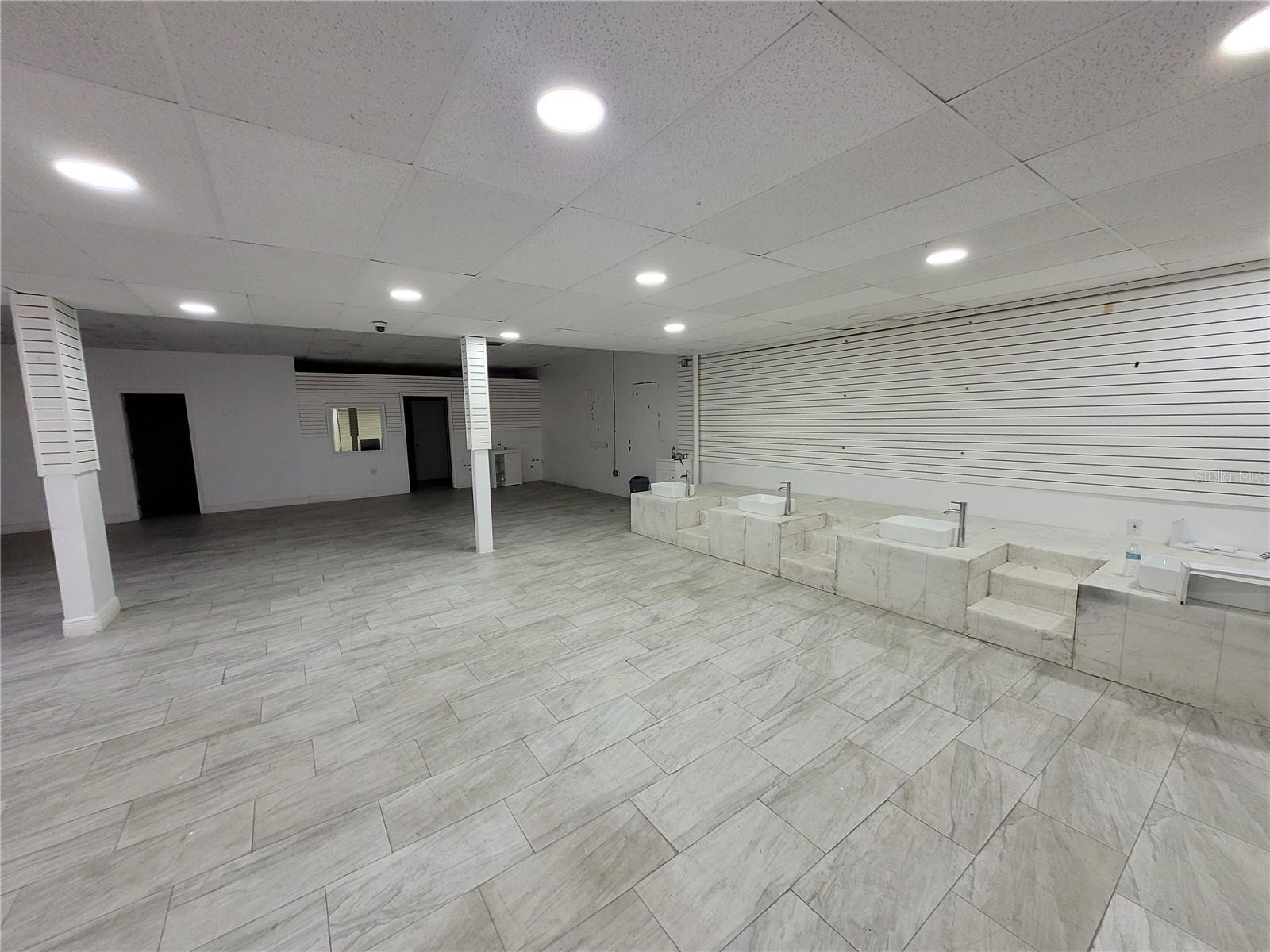 7525 N ARMENIA AVE W, TAMPA, FL, 33604