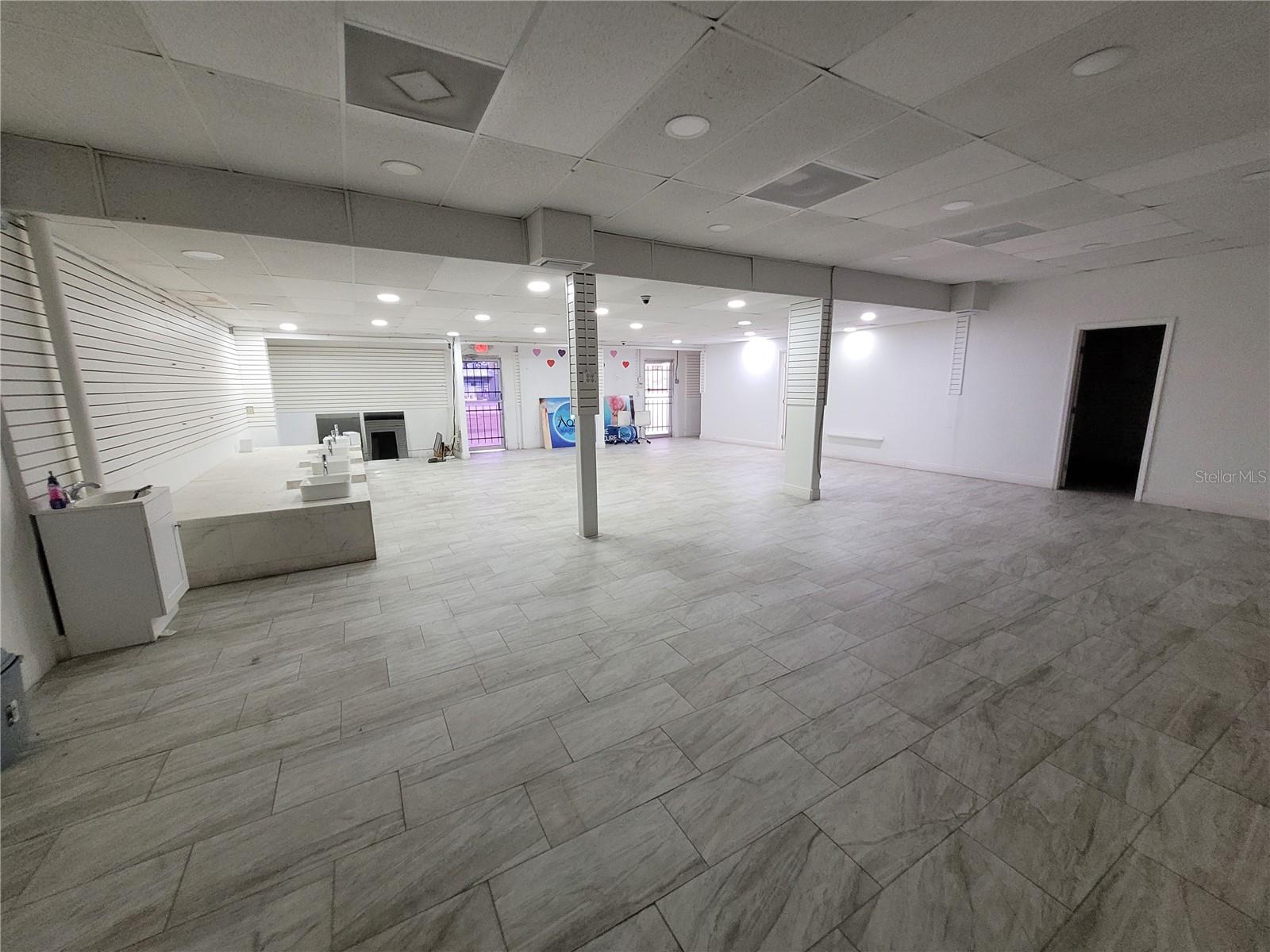 7525 N ARMENIA AVE W, TAMPA, FL, 33604