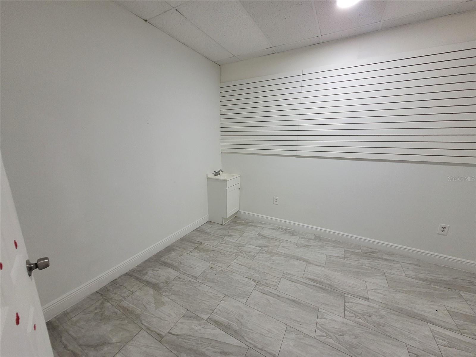 7525 N ARMENIA AVE W, TAMPA, FL, 33604