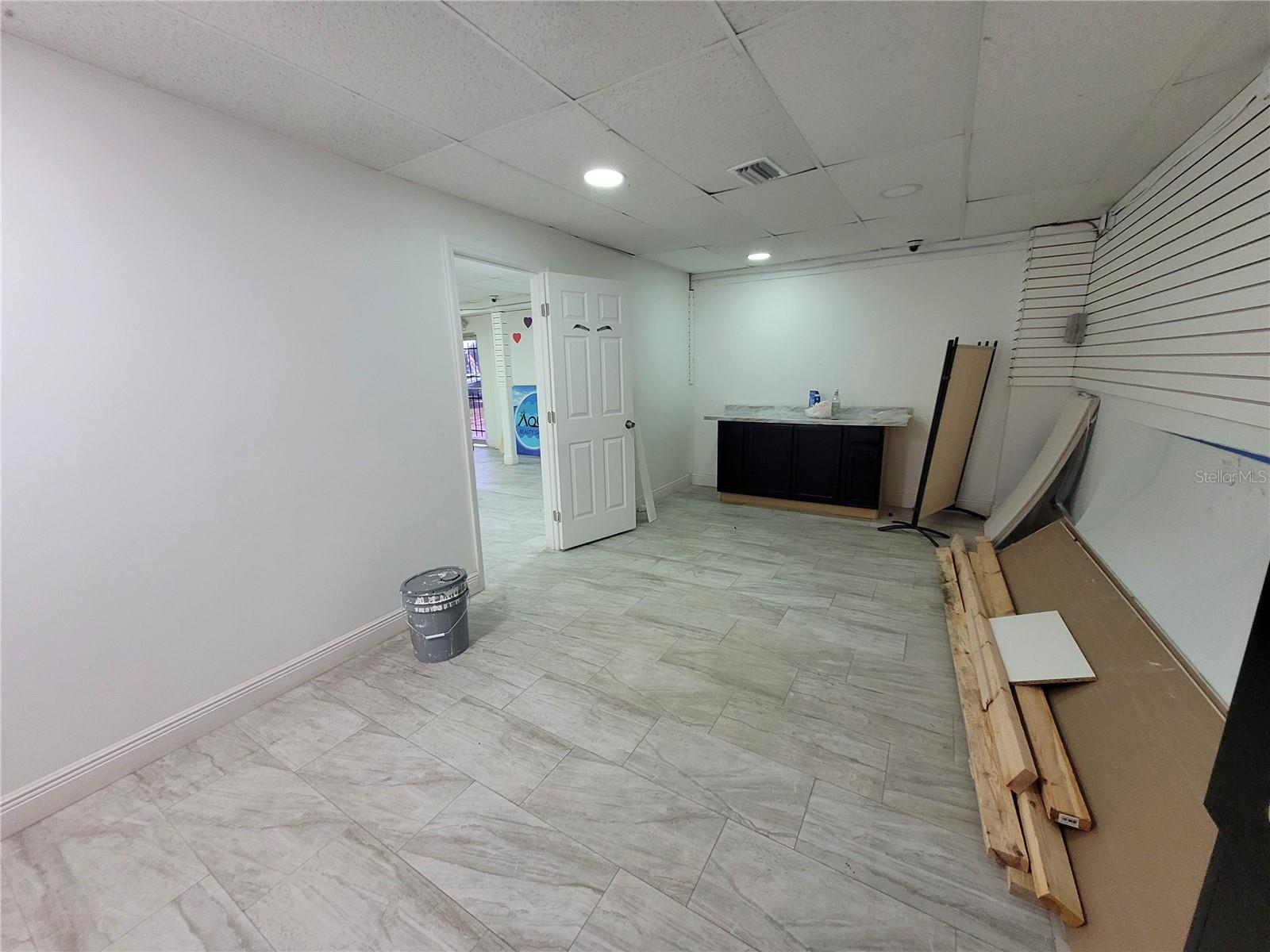 7525 N ARMENIA AVE W, TAMPA, FL, 33604