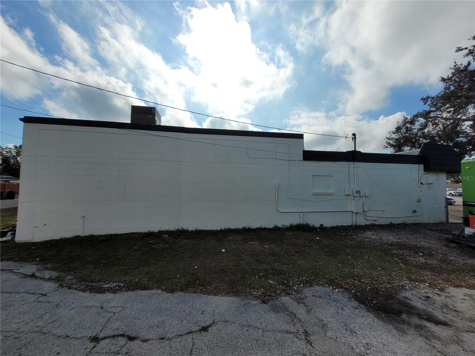 7525 N ARMENIA AVE W, TAMPA, FL, 33604