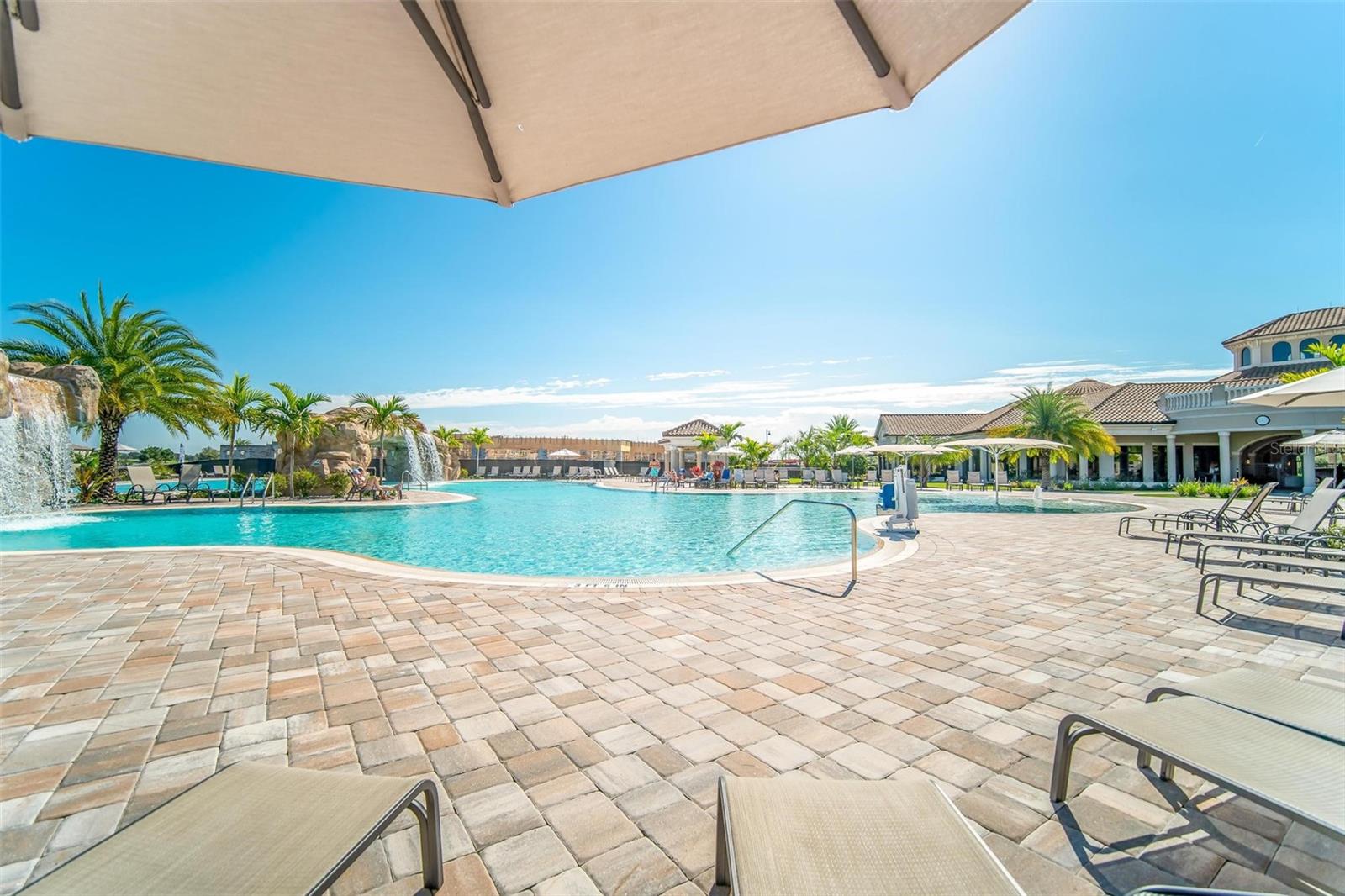 6055 WORSHAM LN #104, LAKEWOOD RANCH, FL, 34211