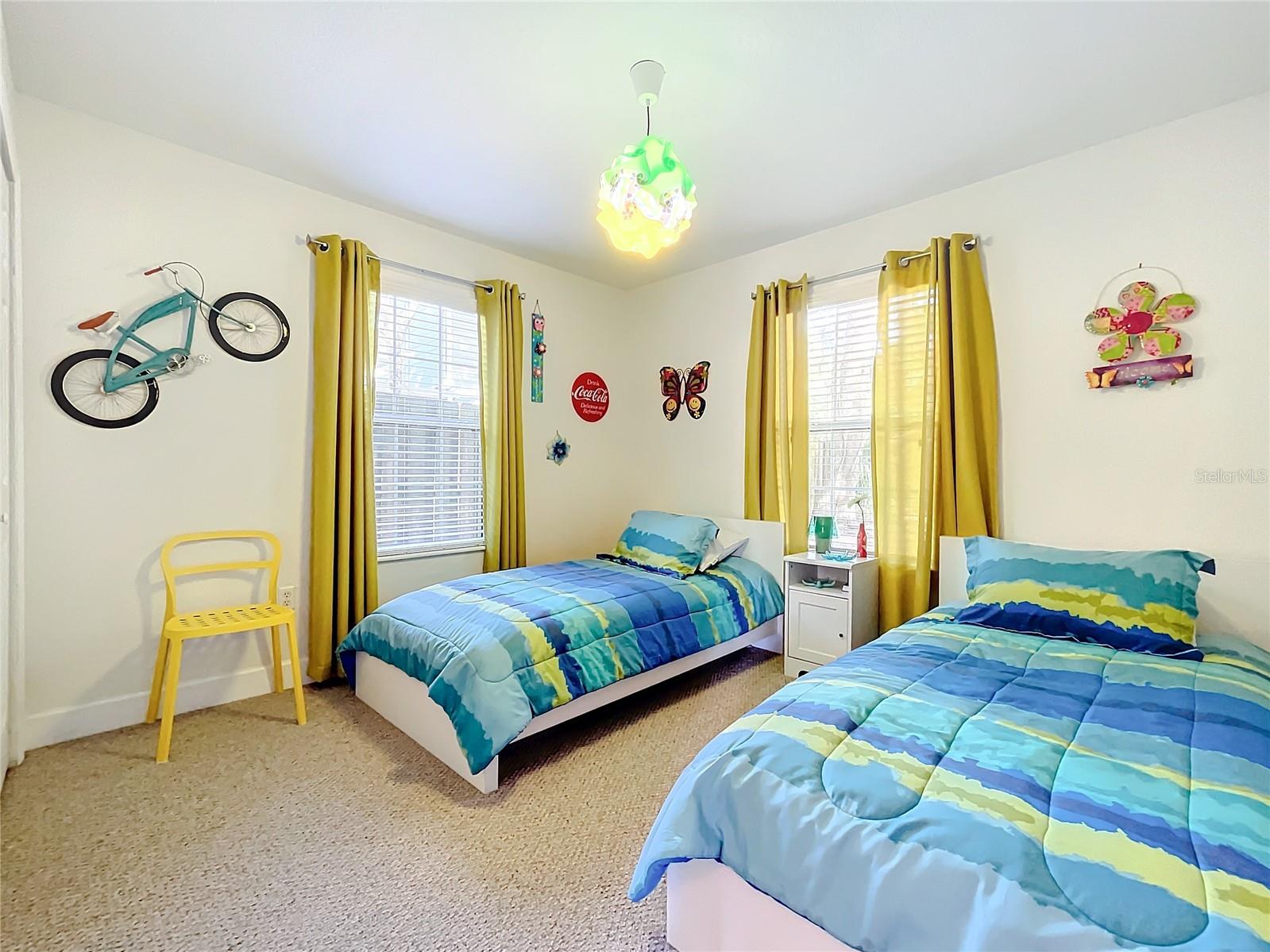 1100 N GRANDVIEW ST, MOUNT DORA, FL, 32757