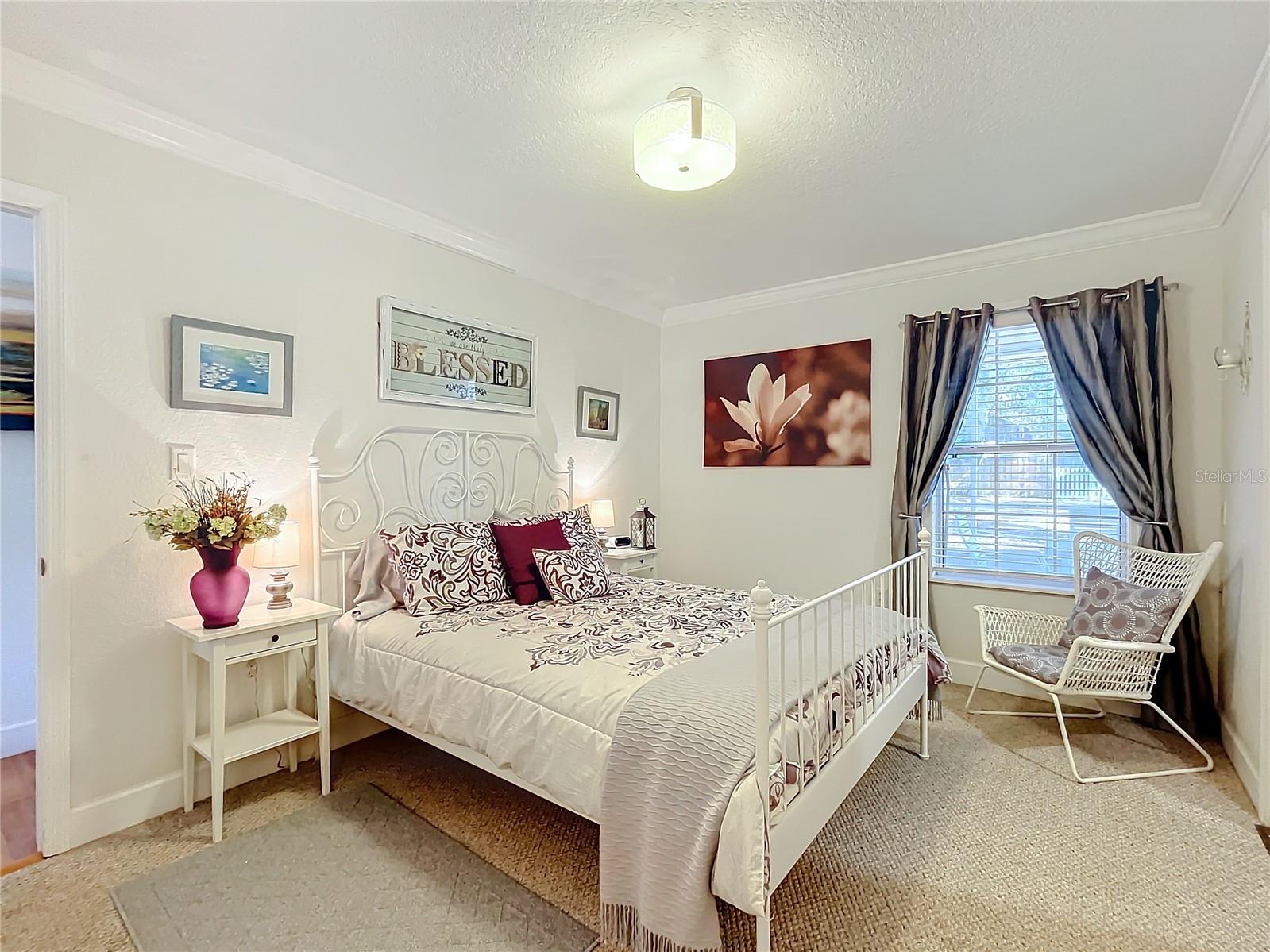 1100 N GRANDVIEW ST, MOUNT DORA, FL, 32757