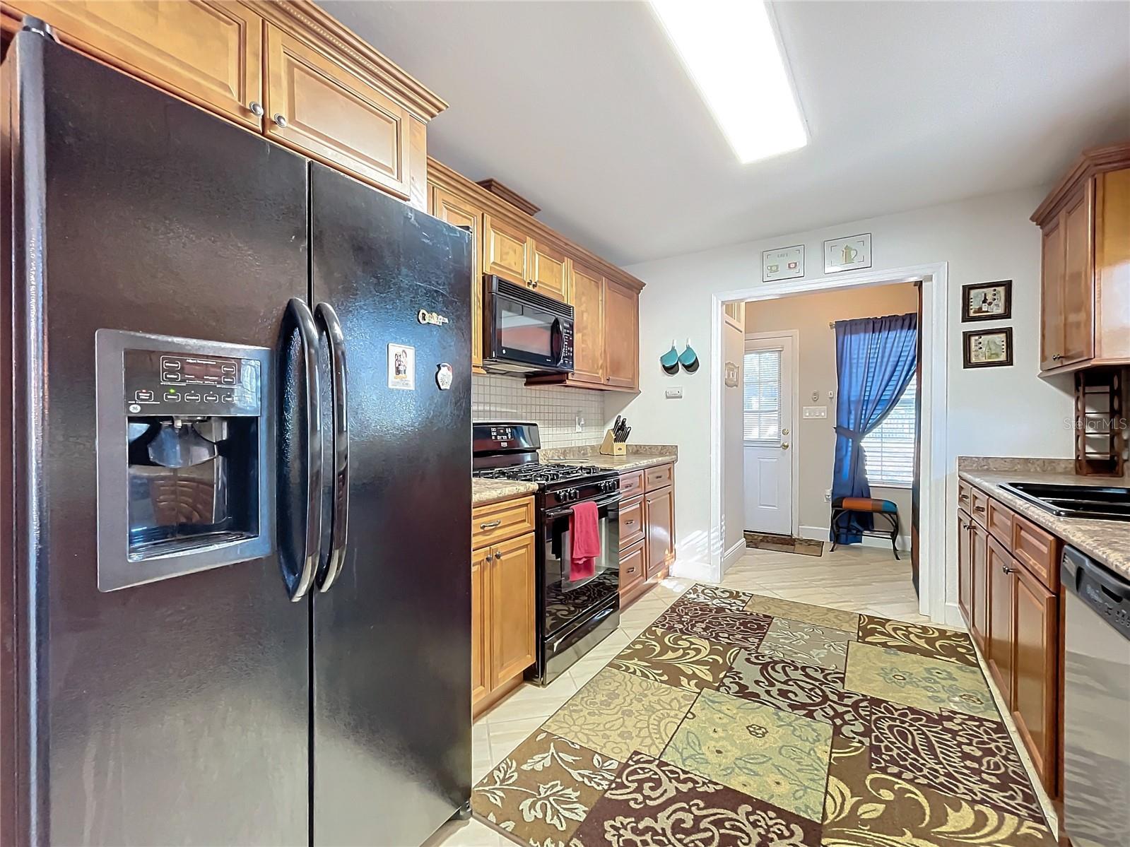 1100 N GRANDVIEW ST, MOUNT DORA, FL, 32757