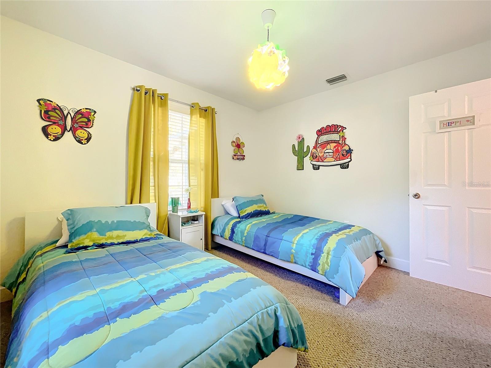 1100 N GRANDVIEW ST, MOUNT DORA, FL, 32757