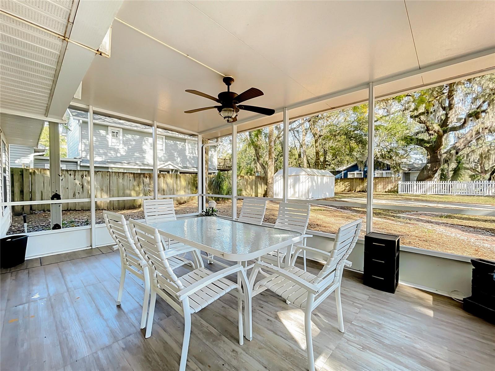 1100 N GRANDVIEW ST, MOUNT DORA, FL, 32757