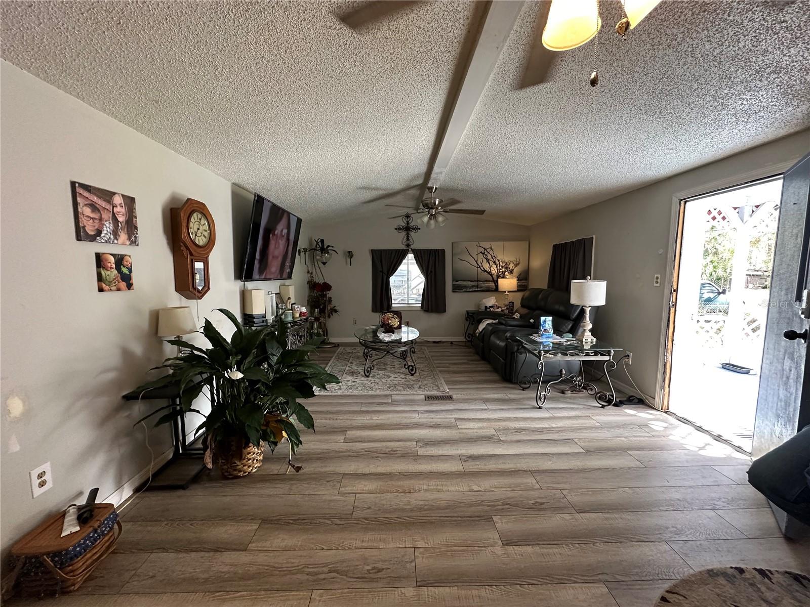 23947 BASS RD, ASTOR, FL, 32102