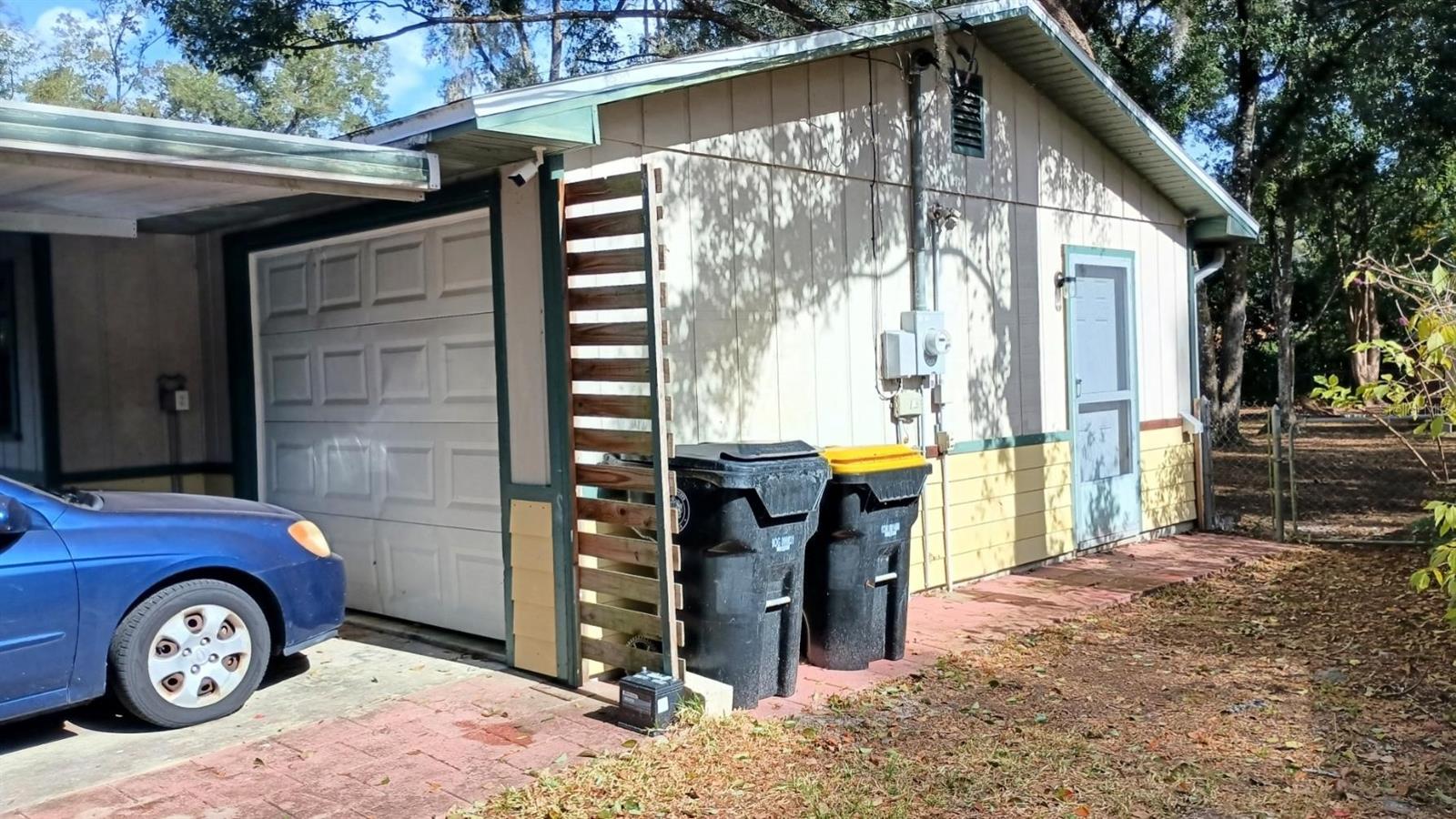 690 N SPARKMAN AVE, ORANGE CITY, FL, 32763
