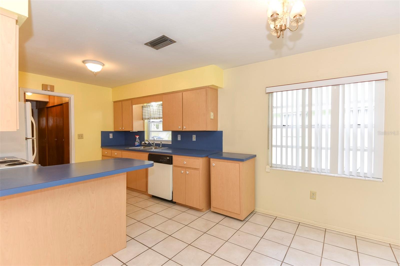 615 HILLCREST AVE, TITUSVILLE, FL, 32796