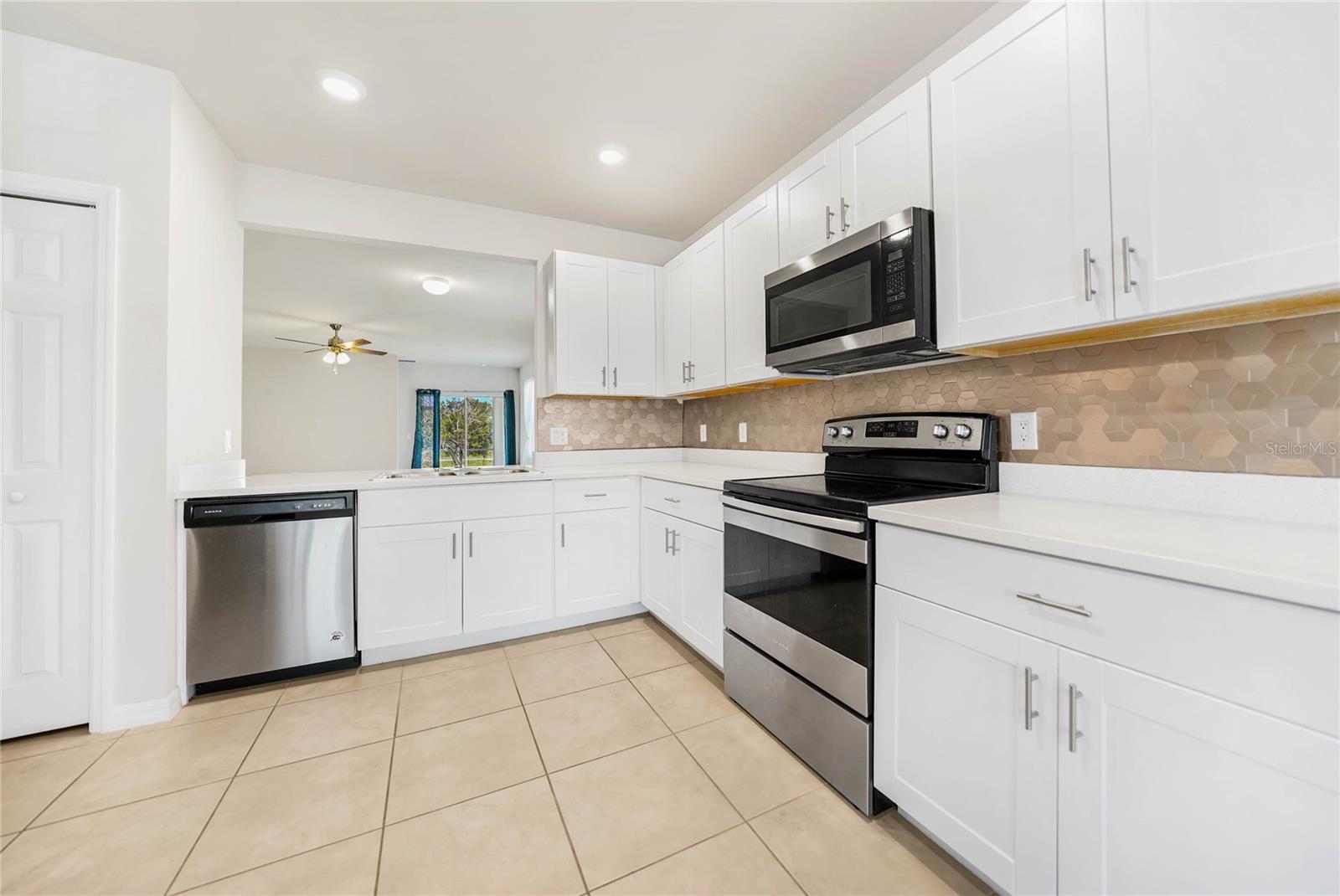 5445 SHELL MOUND CIR, PUNTA GORDA, FL, 33982