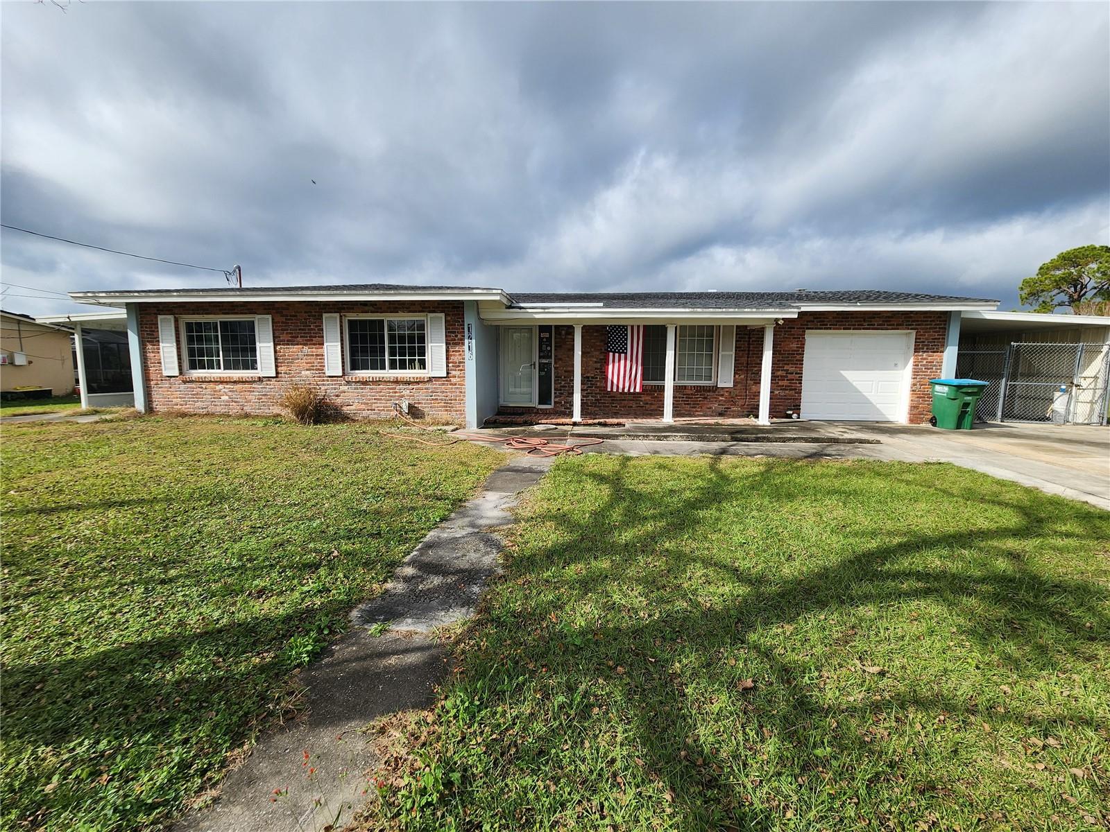 1216 W WELLINGTON DR, DELTONA, FL, 32725
