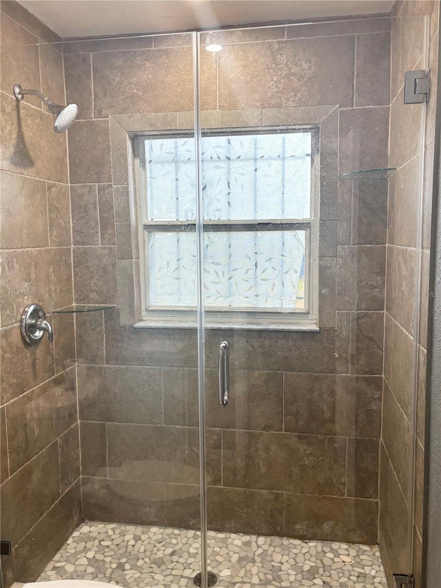 2708 E CARACAS ST, TAMPA, FL, 33610