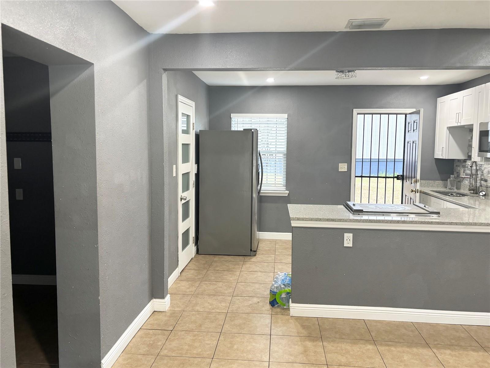 2708 E CARACAS ST, TAMPA, FL, 33610