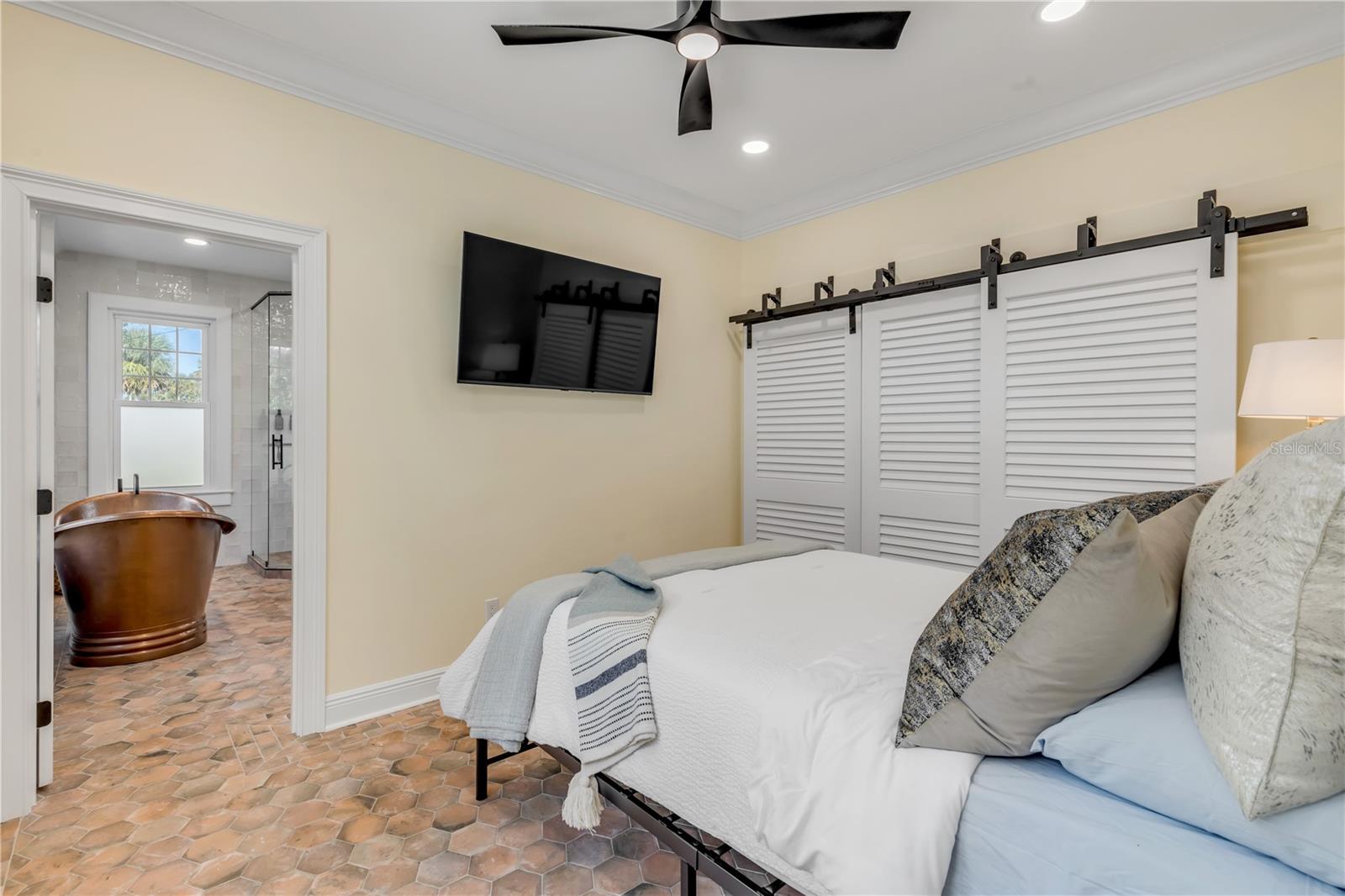 4946 HALIFAX DR, PORT ORANGE, FL, 32127