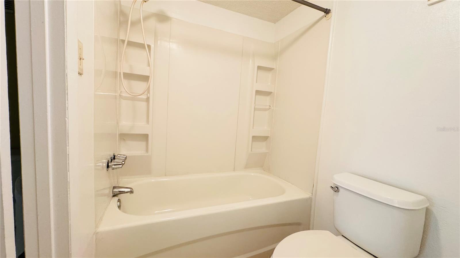 7531 PITCH PINE CIR #192, TAMPA, FL, 33617