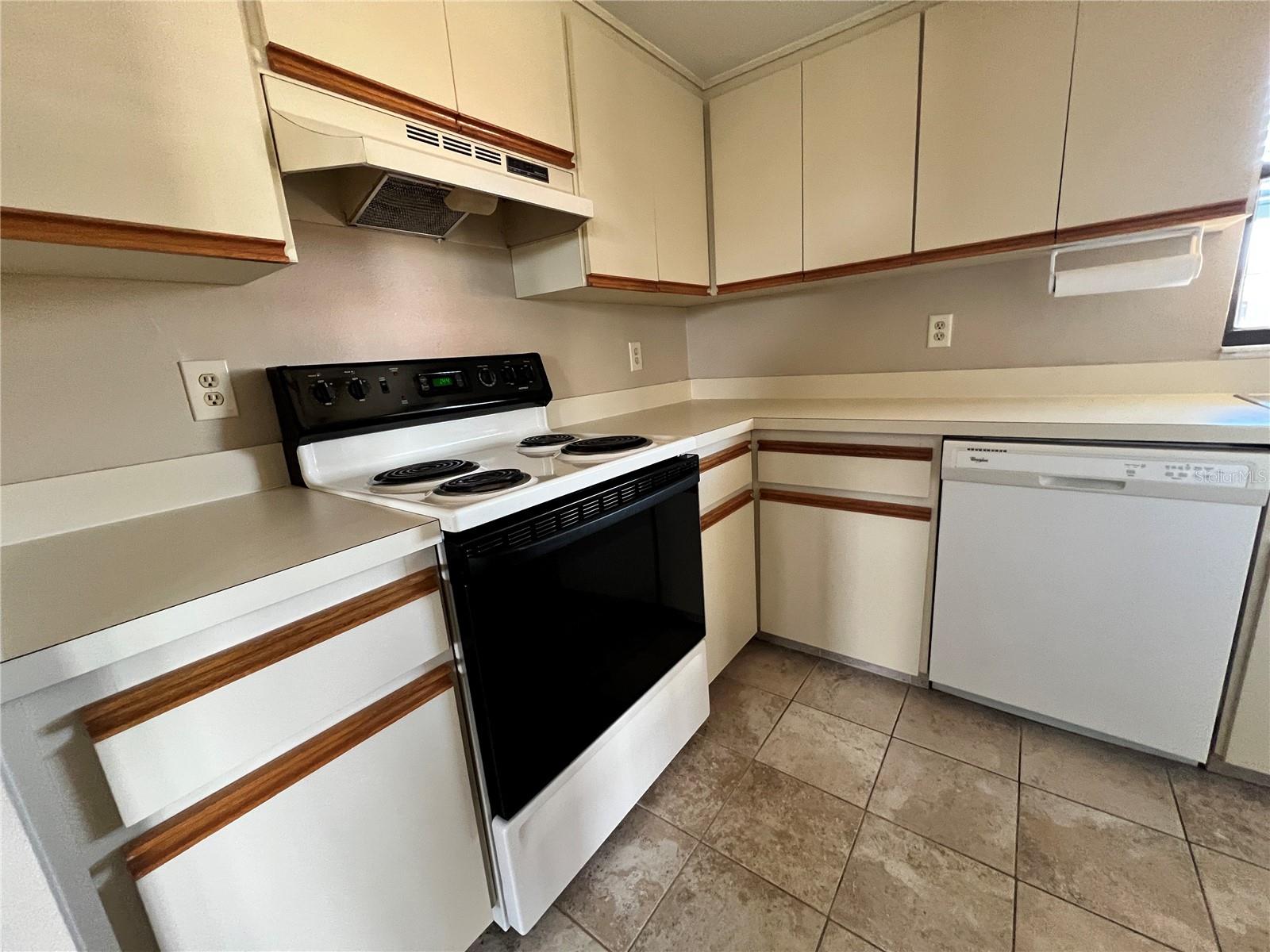 145 116TH AVE #201, TREASURE ISLAND, FL, 33706