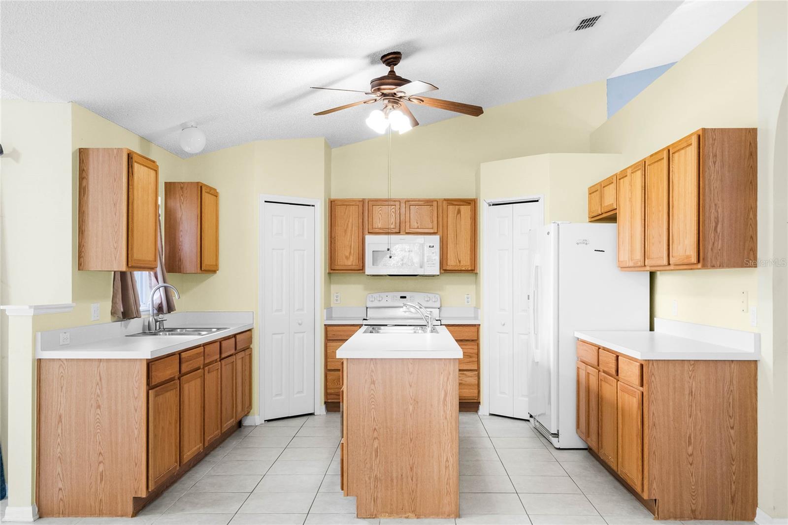 3621 RONDA DR, DELTONA, FL, 32738