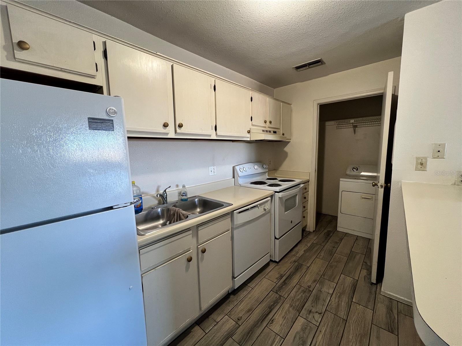 1400 GANDY BLVD N #312, ST PETERSBURG, FL, 33702