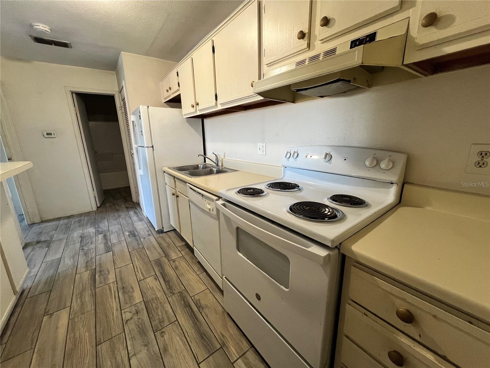 1400 GANDY BLVD N #312, ST PETERSBURG, FL, 33702