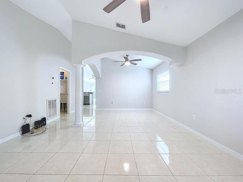 8109 N EDISON AVE, TAMPA, FL, 33604