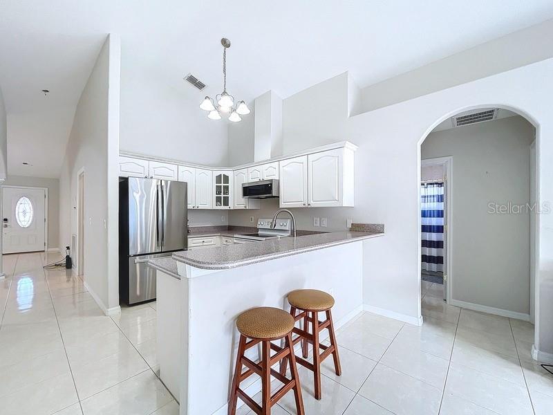 8109 N EDISON AVE, TAMPA, FL, 33604