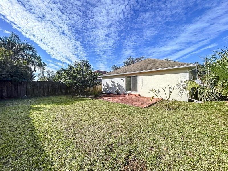 8109 N EDISON AVE, TAMPA, FL, 33604