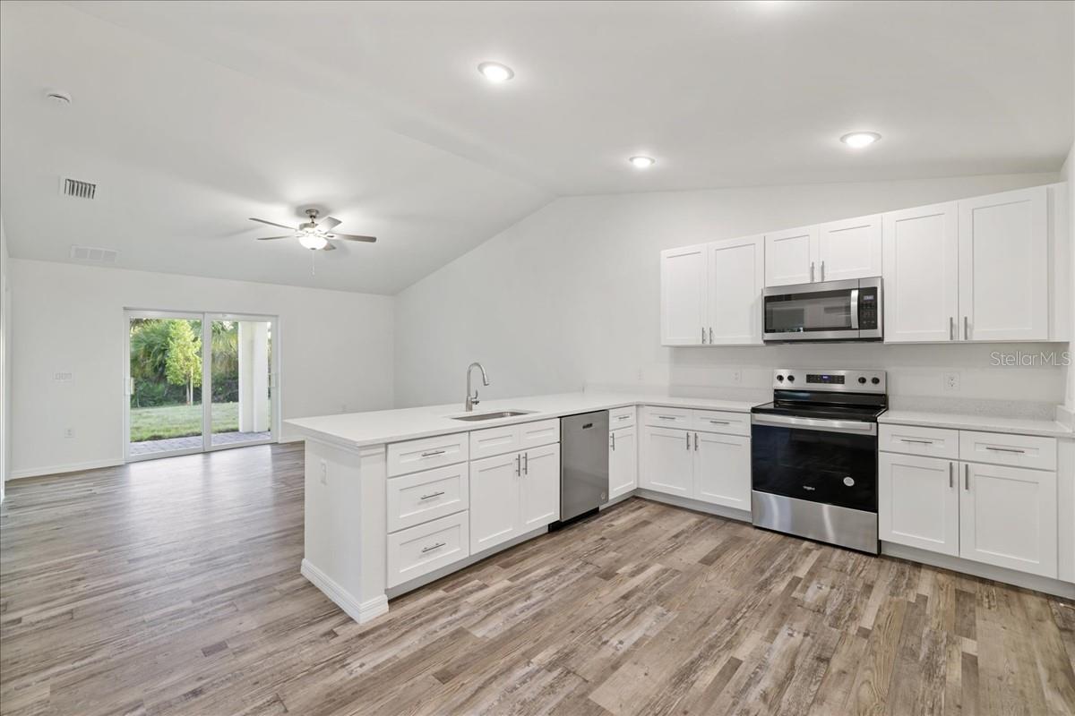 12119 TETZEL AVE, PORT CHARLOTTE, FL, 33981