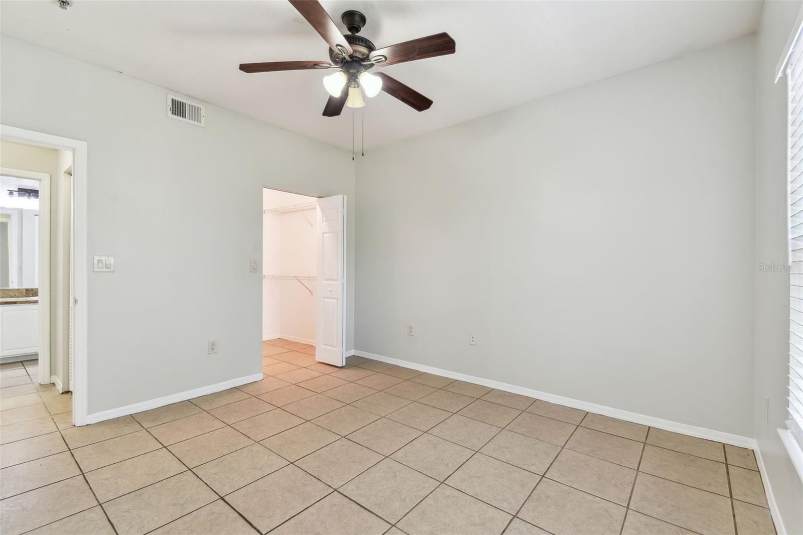 5606 PINNACLE HEIGHTS CIR #304, TAMPA, FL, 33624