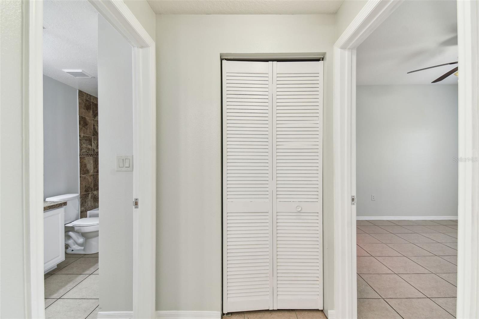 5606 PINNACLE HEIGHTS CIR #304, TAMPA, FL, 33624