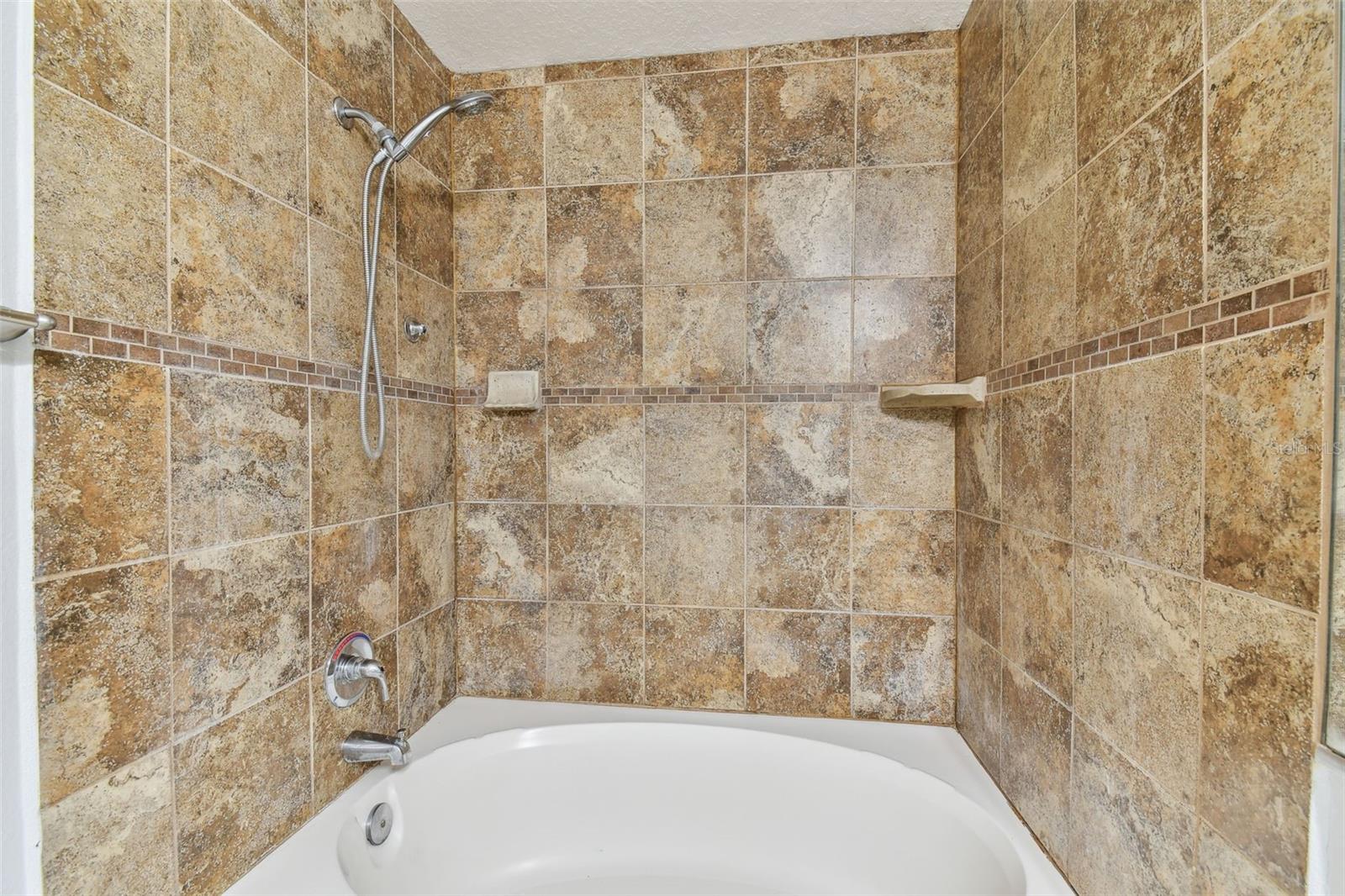 5606 PINNACLE HEIGHTS CIR #304, TAMPA, FL, 33624