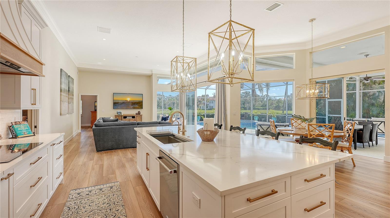 3105 CHARLES MACDONALD DR, SARASOTA, FL, 34240