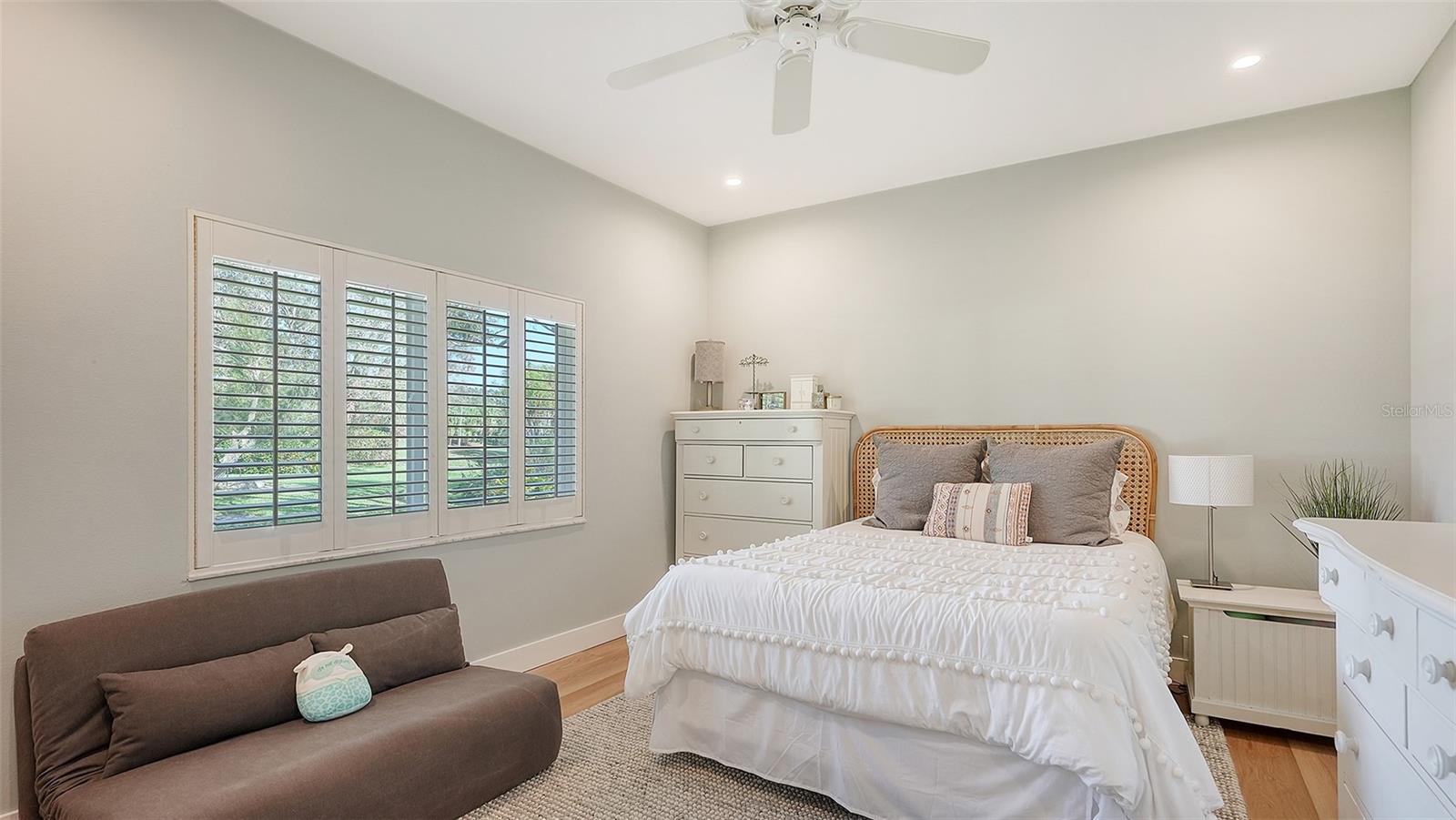 3105 CHARLES MACDONALD DR, SARASOTA, FL, 34240