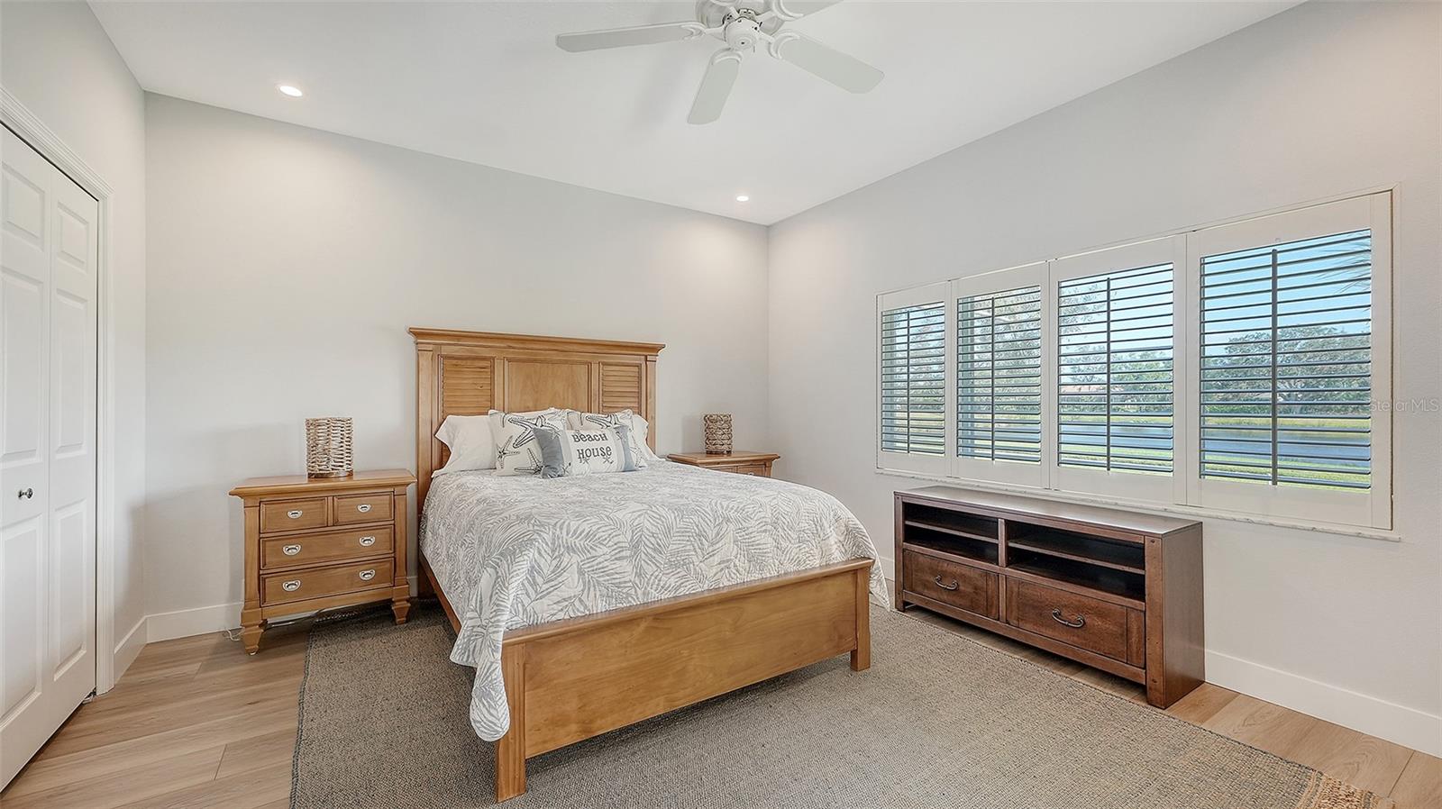 3105 CHARLES MACDONALD DR, SARASOTA, FL, 34240