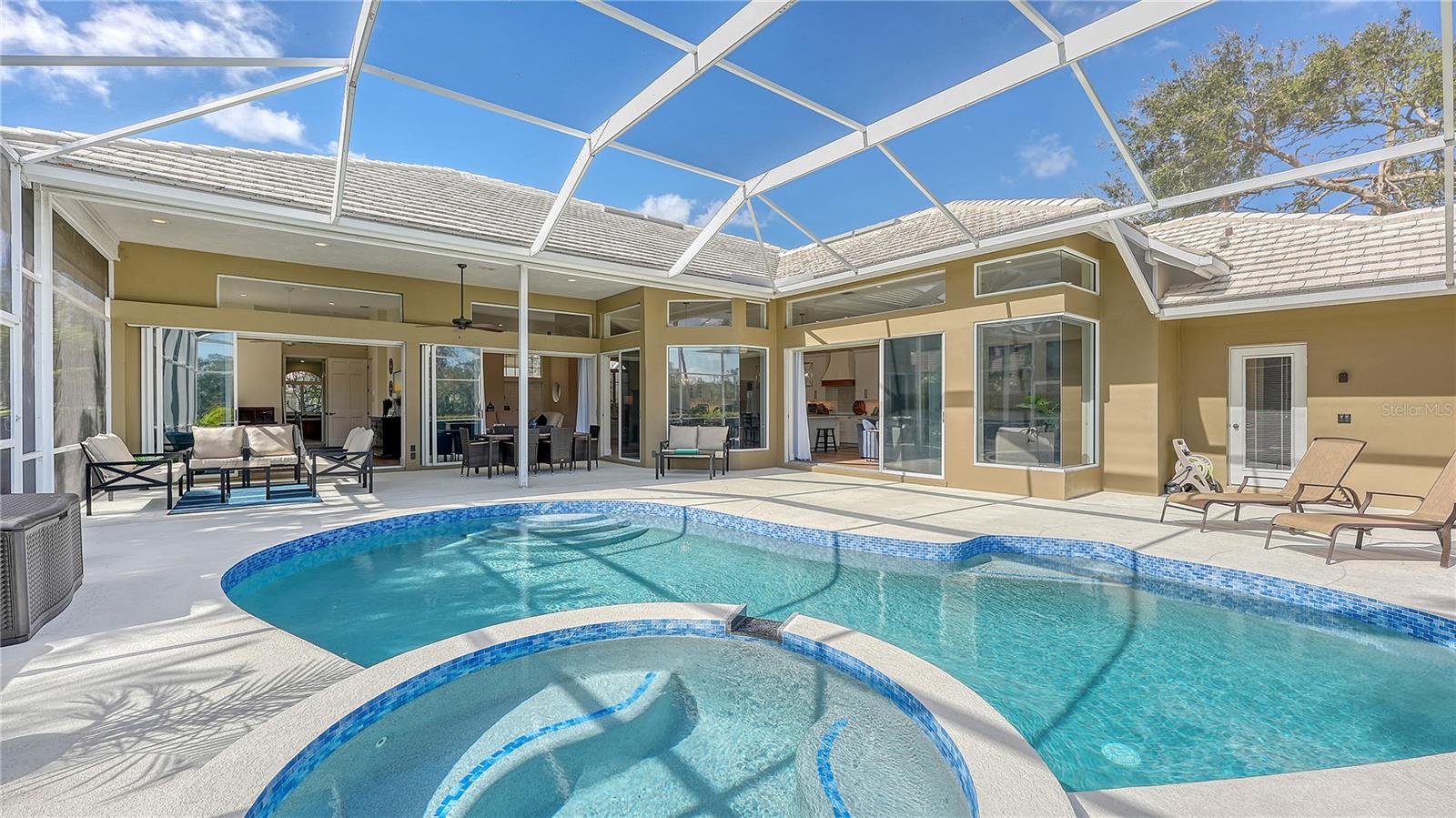 3105 CHARLES MACDONALD DR, SARASOTA, FL, 34240