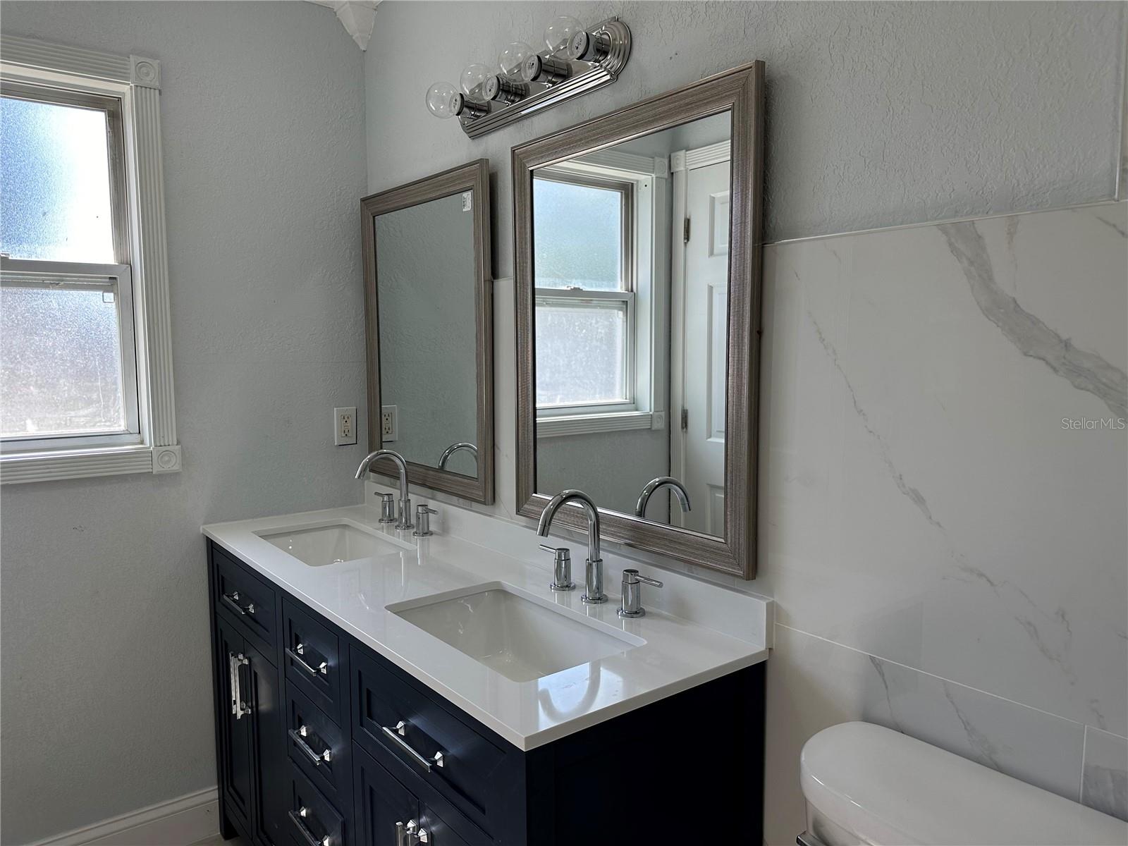 2820 WOOD ST, SARASOTA, FL, 34237