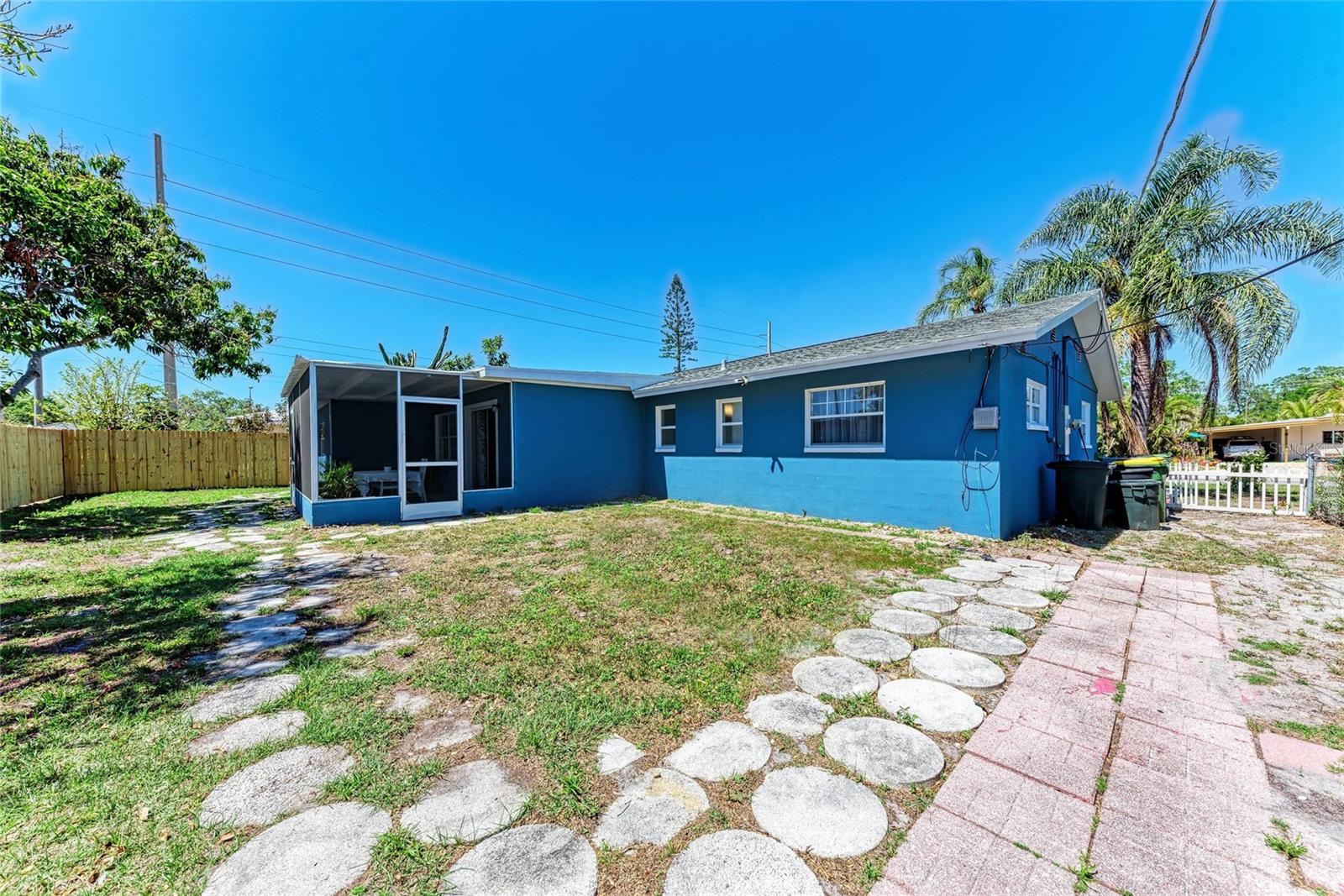 2820 WOOD ST, SARASOTA, FL, 34237