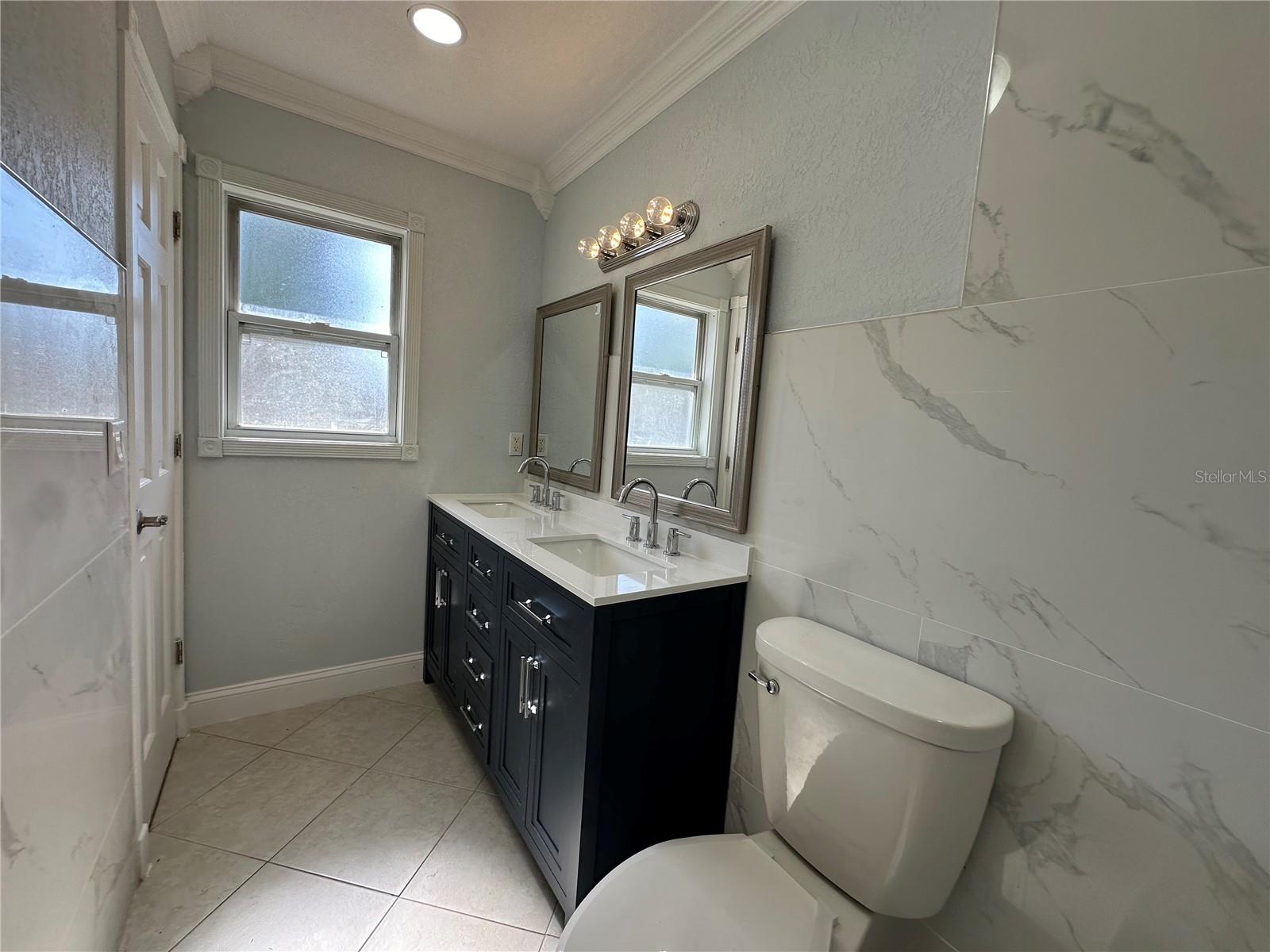 2820 WOOD ST, SARASOTA, FL, 34237