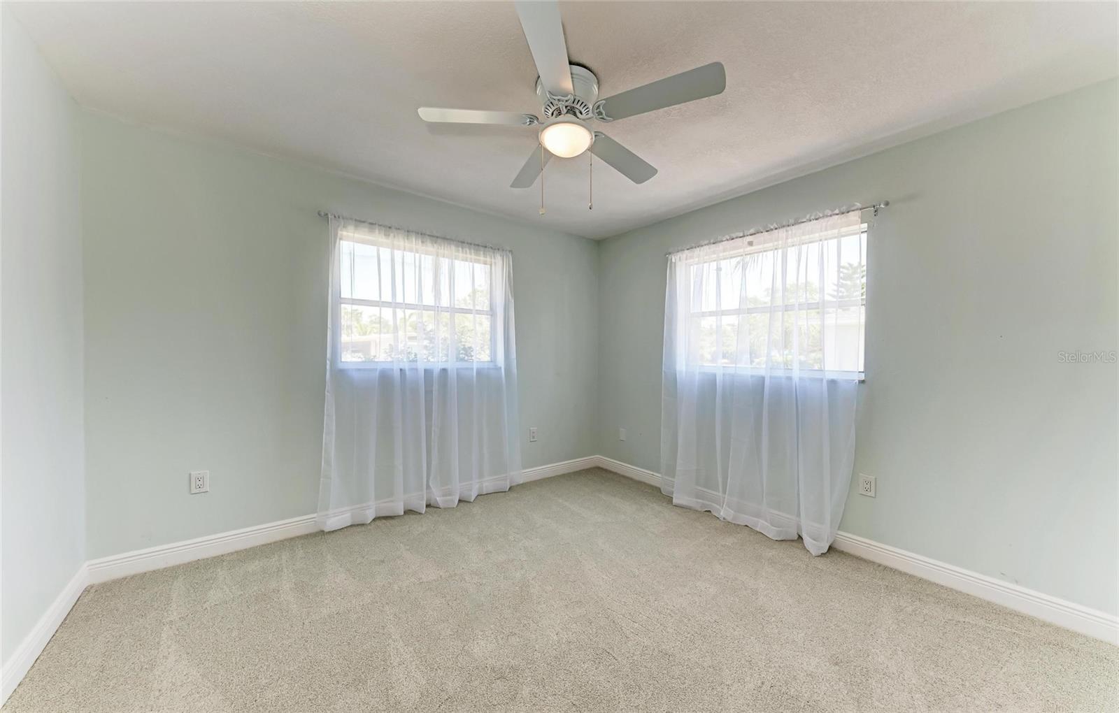 2820 WOOD ST, SARASOTA, FL, 34237