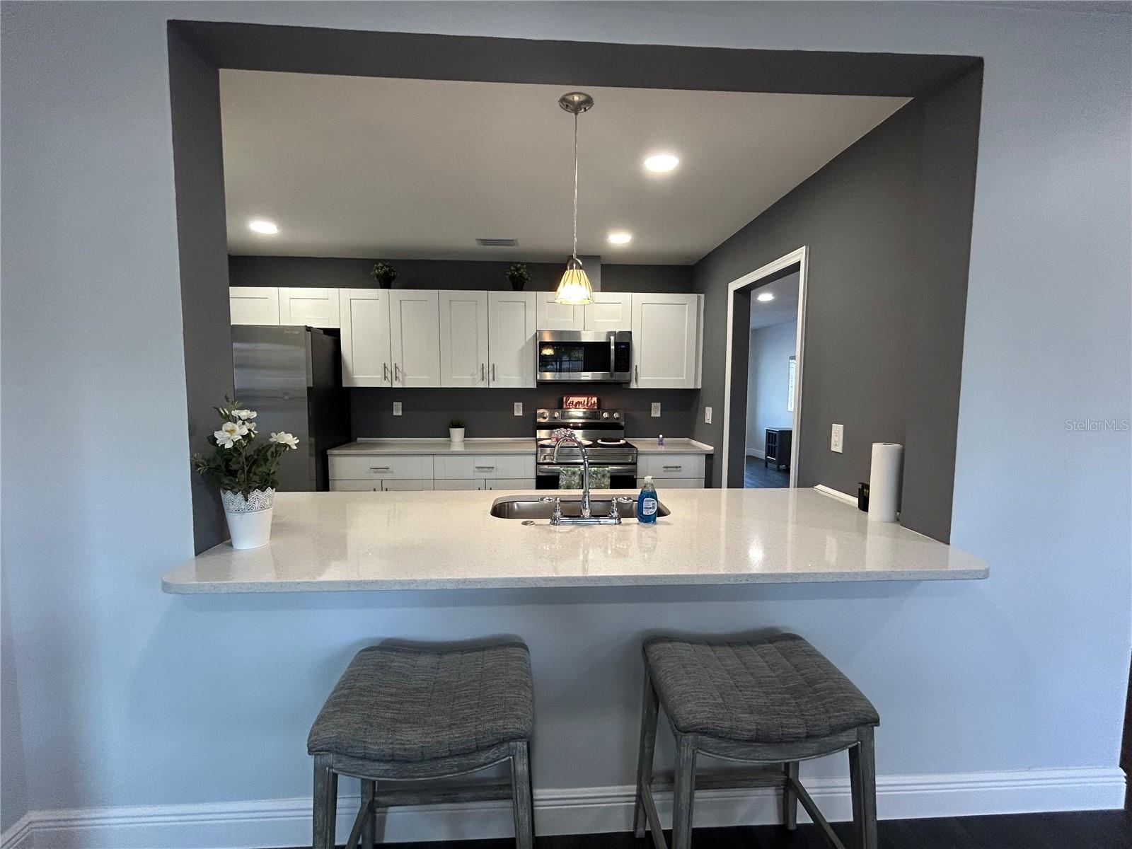 2820 WOOD ST, SARASOTA, FL, 34237