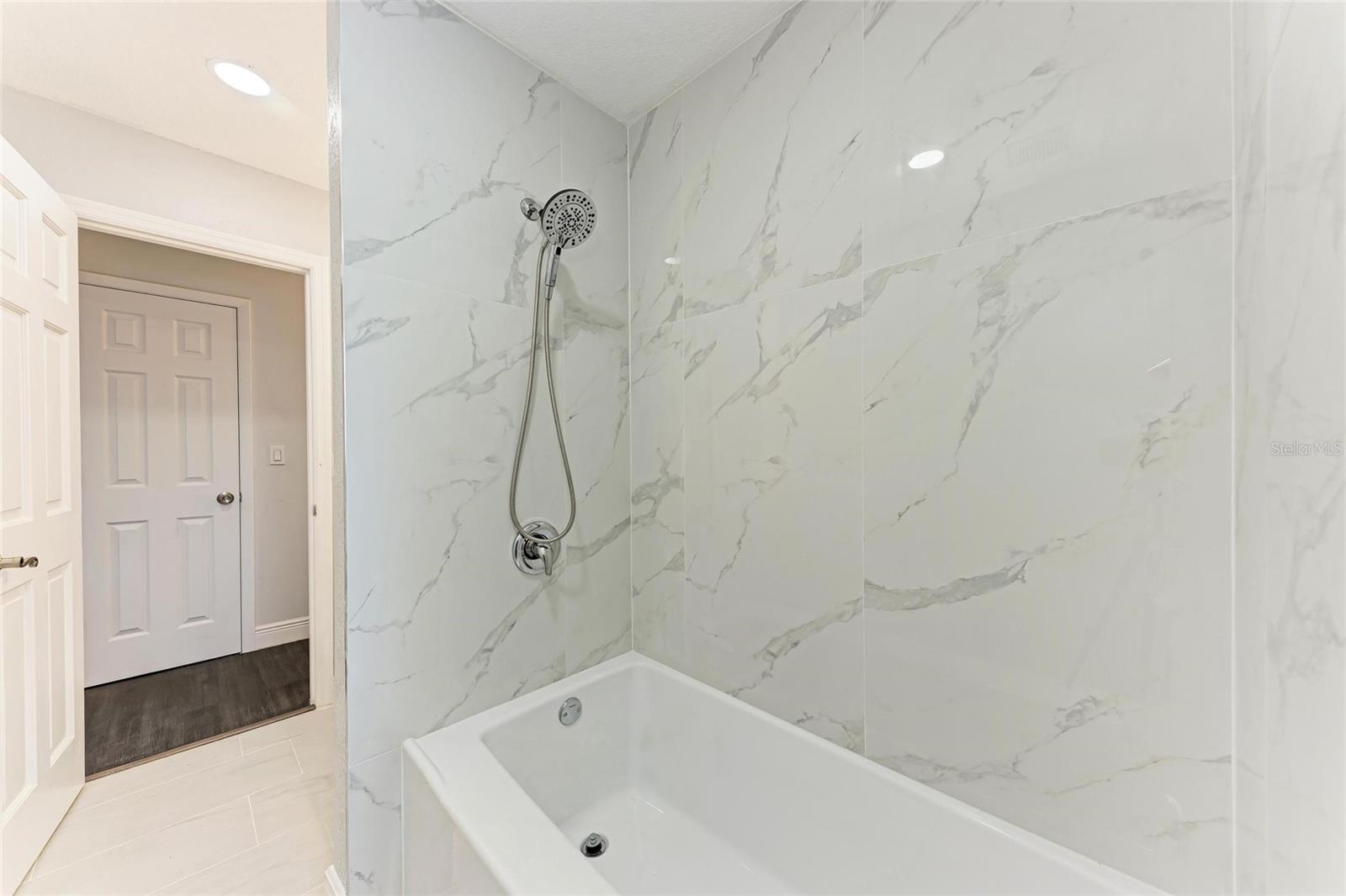 2820 WOOD ST, SARASOTA, FL, 34237