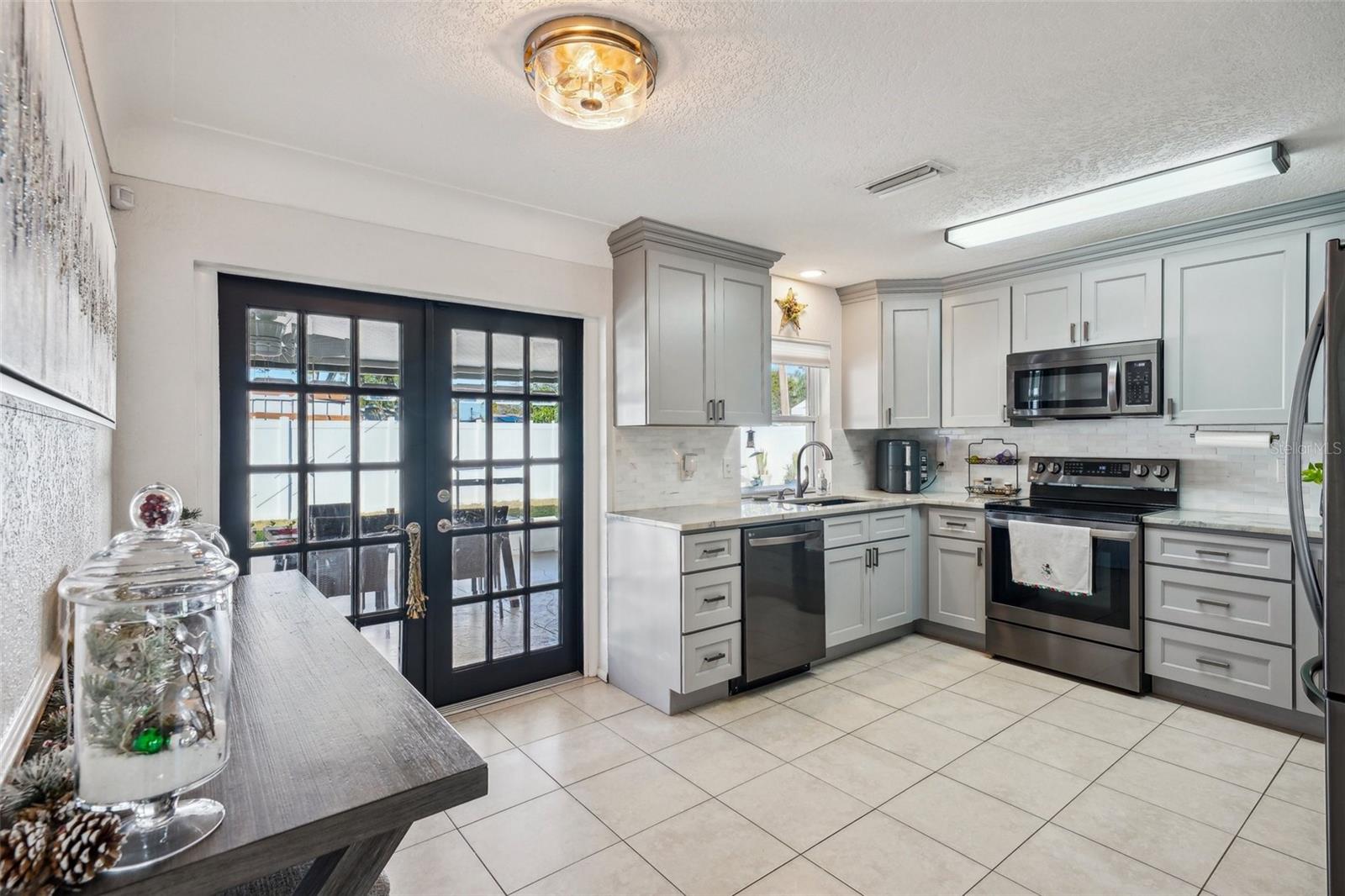 13511 87TH PL, SEMINOLE, FL, 33776